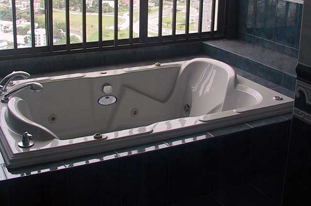 Bathroom Photo Example - whirlpool bath with massaging jets